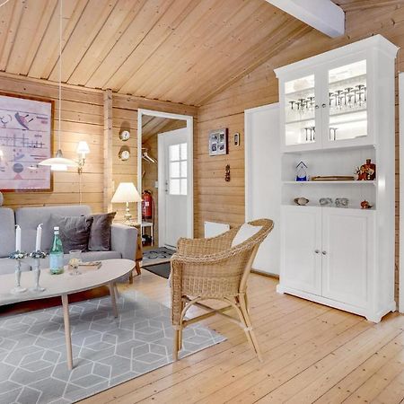 3 Bedroom Cozy Home In Børkop Eksteriør bilde