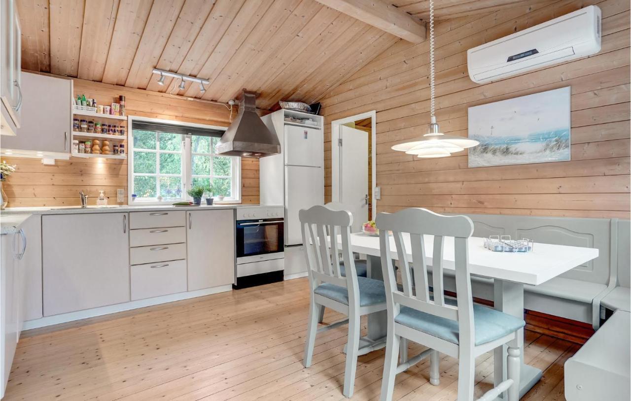 3 Bedroom Cozy Home In Børkop Eksteriør bilde