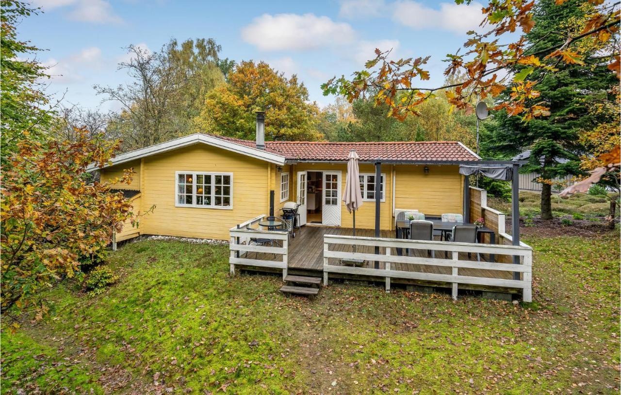 3 Bedroom Cozy Home In Børkop Eksteriør bilde